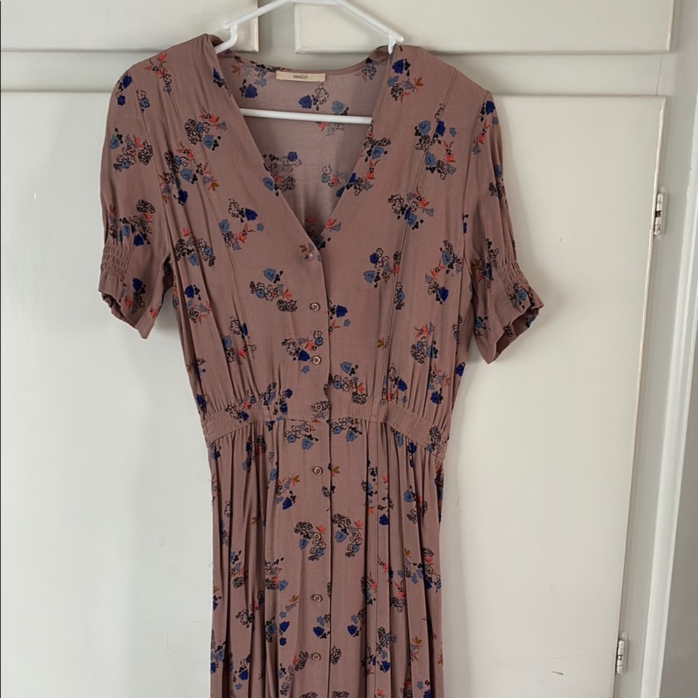 Elegant Floral Midi Dress in Mauve